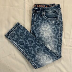 Rock Revival Lydia Cropped Skinny Jeans - Size 31